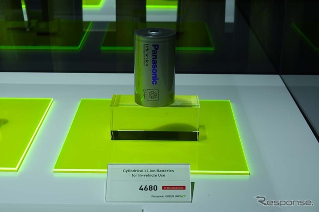 次世代の大容量電池として開発が進められている「4680」(パナソニック/CES 2023)