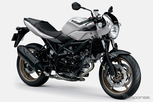 スズキ SV650X ABS(シルバー)