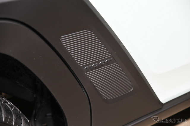 ダイハツ タフト ダーククロムベンチャー(東京オートサロン2023)