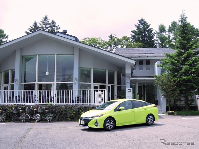 ART HOTEL DOGLEG軽井沢