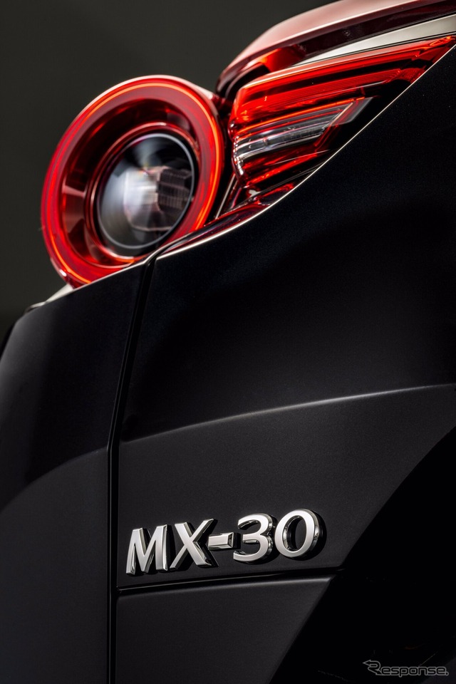 マツダ MX-30 e-SKYACTIV R-EV エディションR(欧州仕様)