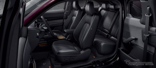 マツダ MX-30 e-SKYACTIV R-EV エディションR(欧州仕様)
