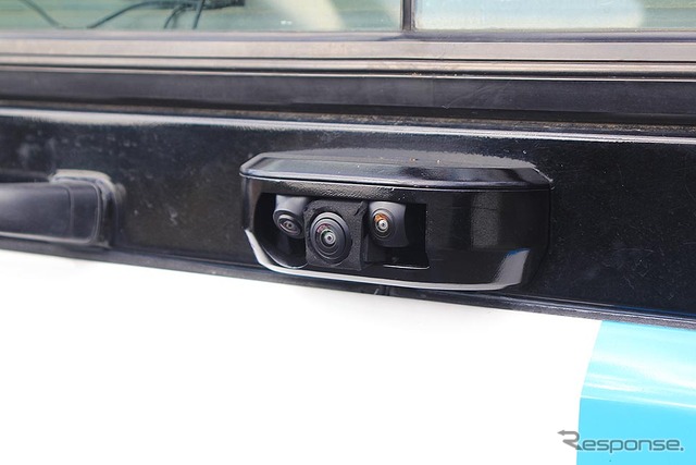 埼玉工業大学の自動運転バスに装備した東海理化のカメラ(千葉・幕張新都心 1月22日)