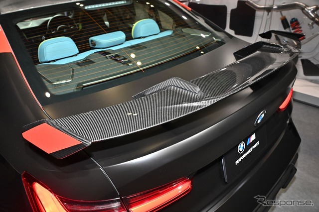 BMW「M3 コンペティション Mx Drive(M Performance Parts装着車)」(東京オートサロン2023)