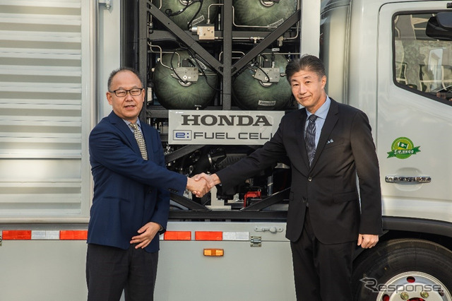 FCシステムでも連携。東風汽車集団の張祖通副総経理とホンダ中国の井上勝史本部長