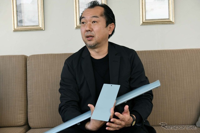 マツダ デザイン本部プロダクションデザインスタジオカラー&トリムデザイングループの寺岡俊丞氏