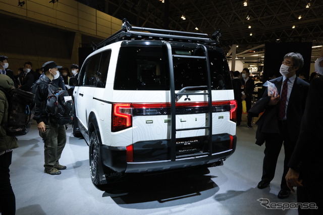 三菱 デリカD:5 スノーサバイバー(東京オートサロン2023)