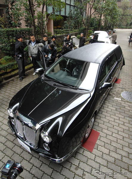 【光岡 霊柩車 新型発表】シェア20％を狙う