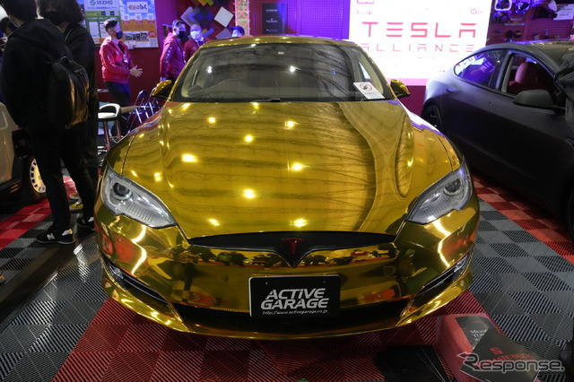 GOLDTESLA(東京オートサロン2023)