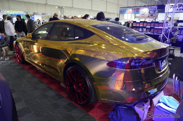 GOLDTESLA(東京オートサロン2023)