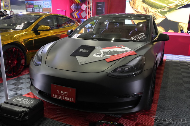 アリコンガレージ モデル3 BATMAN号(東京オートサロン2023)