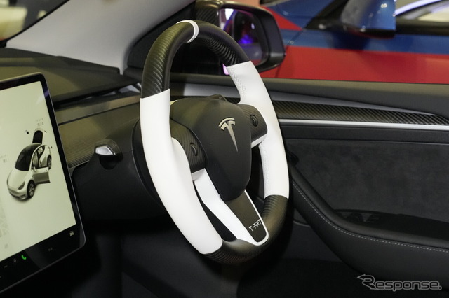 T-ART MODEL Y MATTE WHITE(東京オートサロン2023)