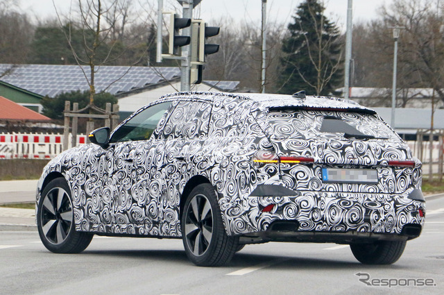 アウディ A4アバント 次期型 プロトタイプ(スクープ写真)