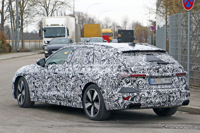 アウディ A4アバント 次期型 プロトタイプ(スクープ写真)