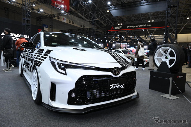 トヨタ GRカローラ/ADVAN APEX V601(東京オートサロン2023)