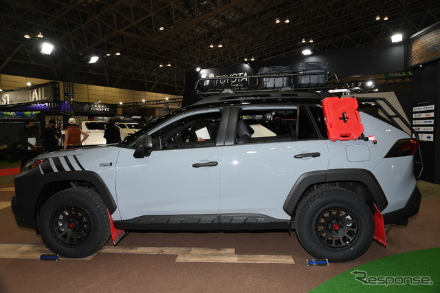 トヨタ RAV4 PHEV オフロードパッケージ(東京オートサロン2023)