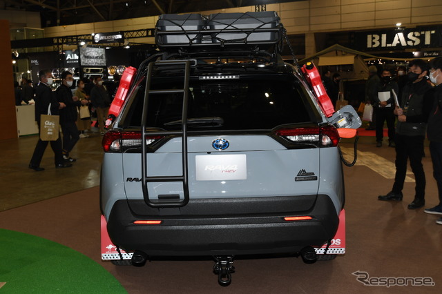 トヨタ RAV4 PHEV オフロードパッケージ(東京オートサロン2023)