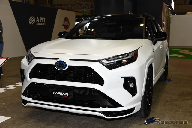 トヨタ RAV4 PHEV スポーティーパッケージ(東京オートサロン2023)