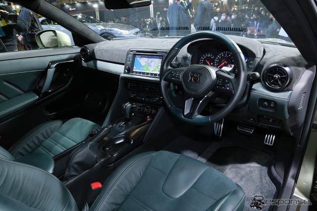 日産 GT-R 2024年モデル 特別仕様車「プレミアムエディション T-スペック」(東京オートサロン2023)