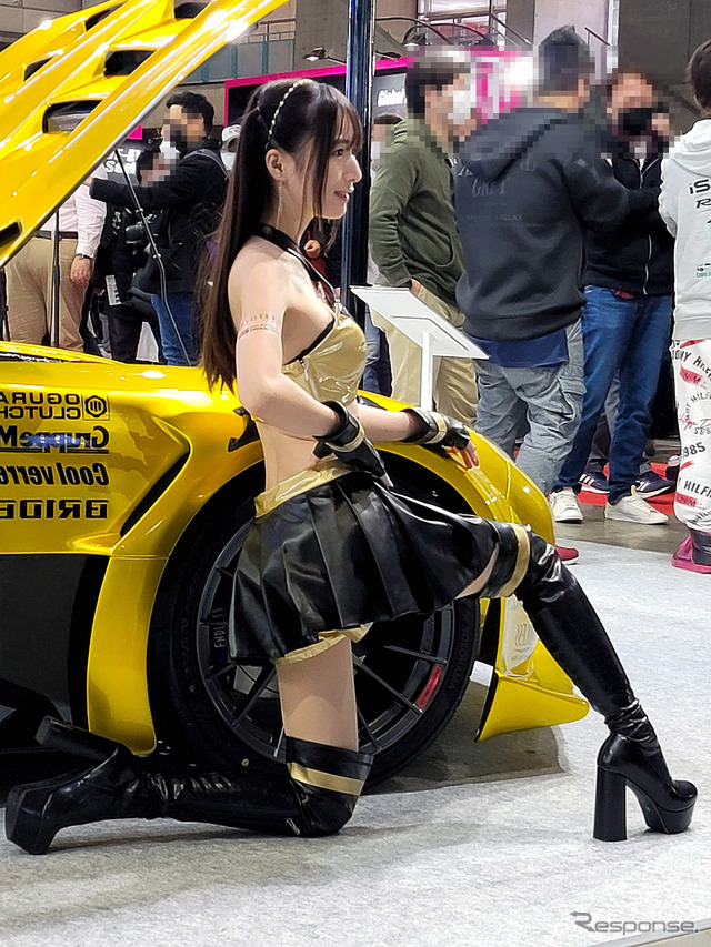 RE雨宮、月野もも さん(東京オートサロン2023)