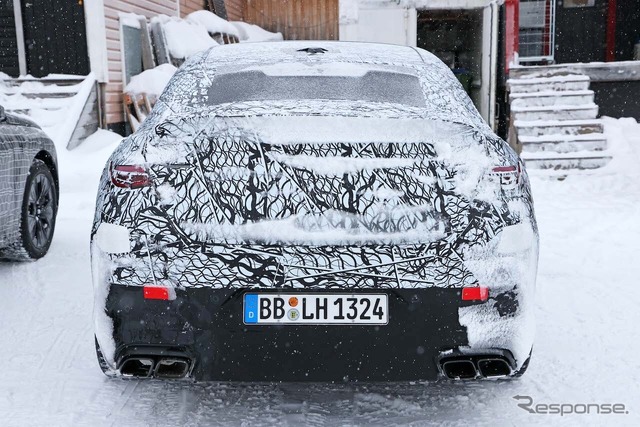 メルセデスAMG GLC63クーペ プロトタイプ(スクープ写真)