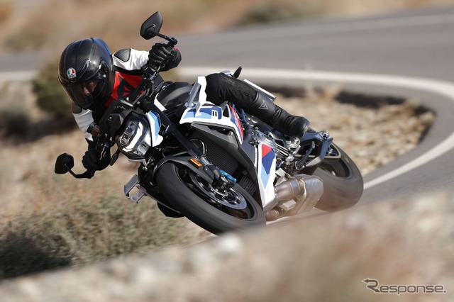 BMW M1000R