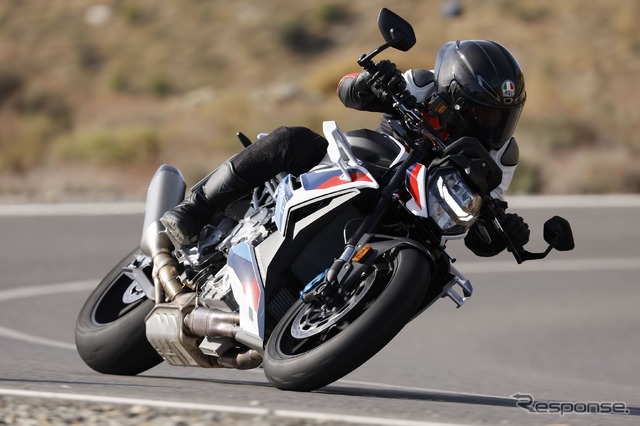 BMW M1000R