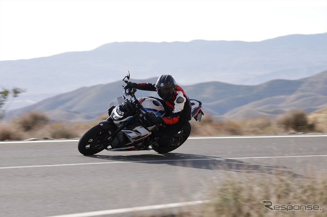 BMW M1000R