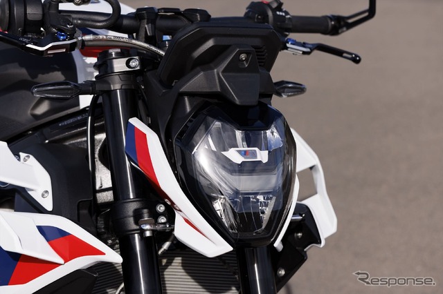 BMW M1000R