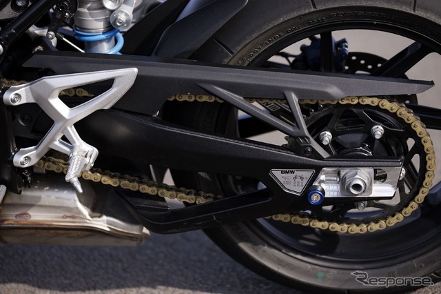 BMW M1000R