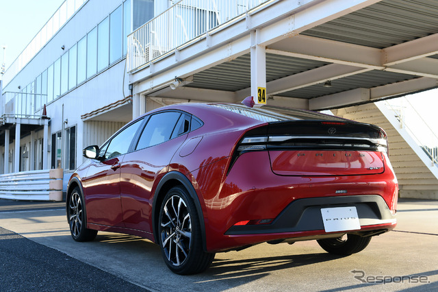 トヨタ プリウスPHEV プロトタイプ