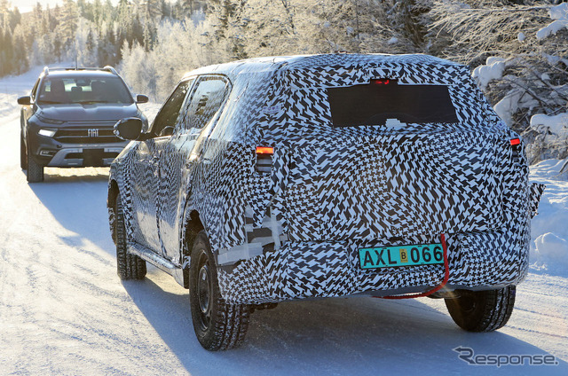 シトロエン C3エアクロスSUV 次期型プロトタイプ(スクープ写真)