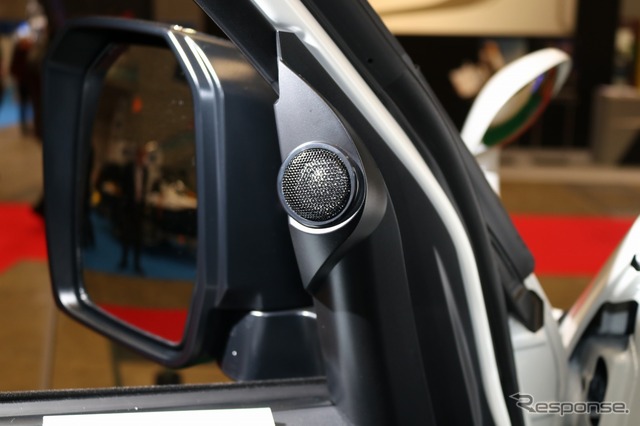 車内Wi-Fiを装備したcarrozzeria最新楽ナビ搭載キャンピングカーを展示…ジャパンキャンピングカーショー2023