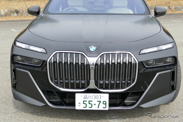 BMW 7シリーズ 新型（740i M Sport）