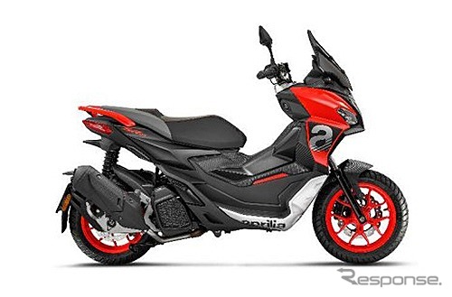 アプリリア SR GT 125（レッド）