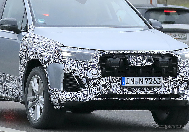 アウディ Q7 改良新型プロトタイプ(スクープ写真)