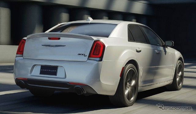 クライスラー 300C の2023年モデル