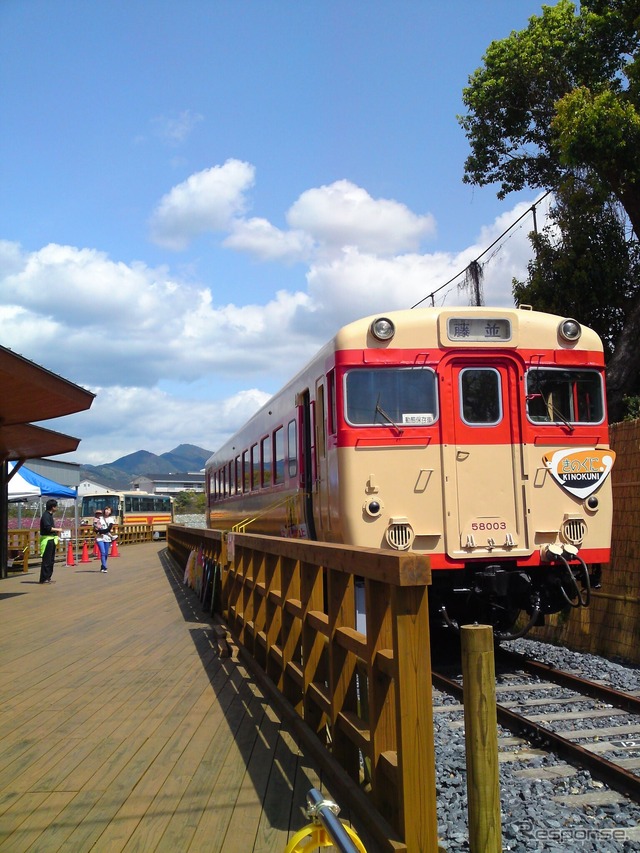 有田川町鉄道公園の1963年製キハ58003。1986年、北海道にキハ53形500番台が登場するまでキハ58系唯一の両運転台車だった。