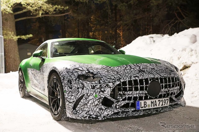 メルセデスAMG GTクーペ 次期型プロトタイプ(スクープ写真)