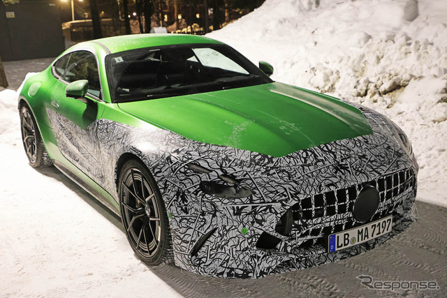 メルセデスAMG GTクーペ 次期型プロトタイプ(スクープ写真)