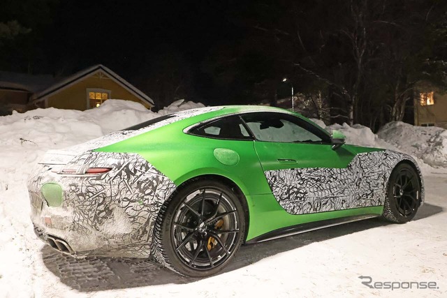 メルセデスAMG GTクーペ 次期型プロトタイプ(スクープ写真)