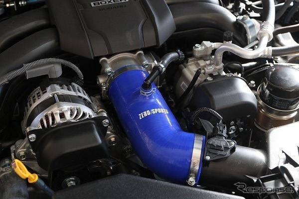 吸入効率を向上、スバル・ブルーでエンジンルームをドレスアップ! ゼロスポーツからBRZ(ZD8)/GR 86(ZN8)用エアインテークホースが新発売