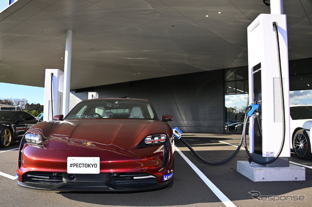 ポルシェのEV タイカン