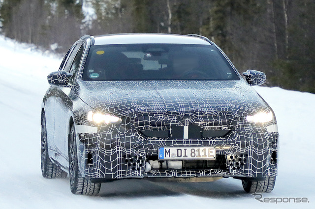 BMW i5ツーリング プロトタイプ(スクープ写真)