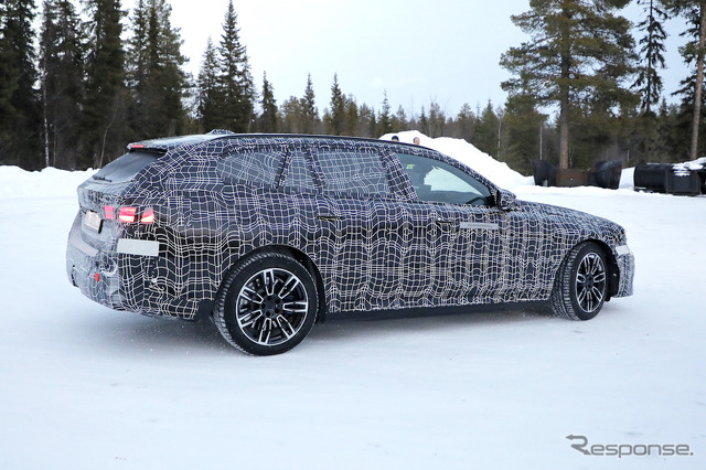 BMW i5ツーリング プロトタイプ(スクープ写真)