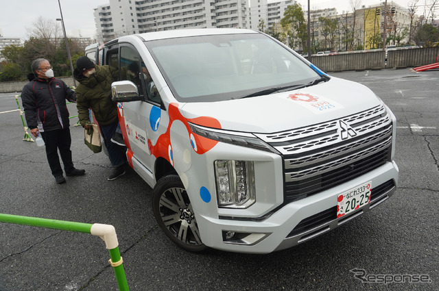 三菱 デリカD:5 大阪・関西万博公式 ラッピング車両(大阪オートメッセ2023)