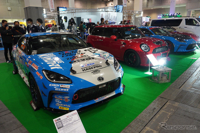 近畿大学体育会自動車部「KINDAI BIG BLUE RACING」のGR86(大阪オートメッセ2023)