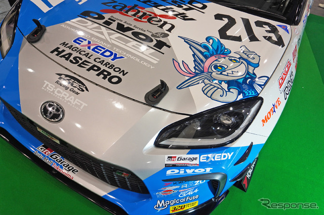 近畿大学体育会自動車部「KINDAI BIG BLUE RACING」のGR86(大阪オートメッセ2023)