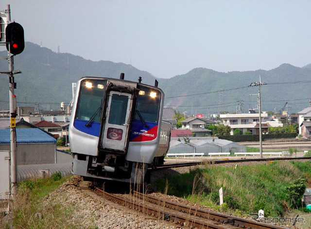 鉄道もアイドリングストップを導入…JR四国