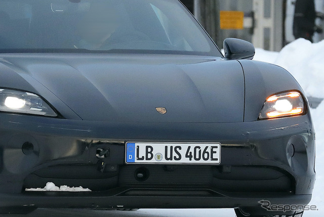 ポルシェ タイカン 改良新型プロトタイプ(スクープ写真)